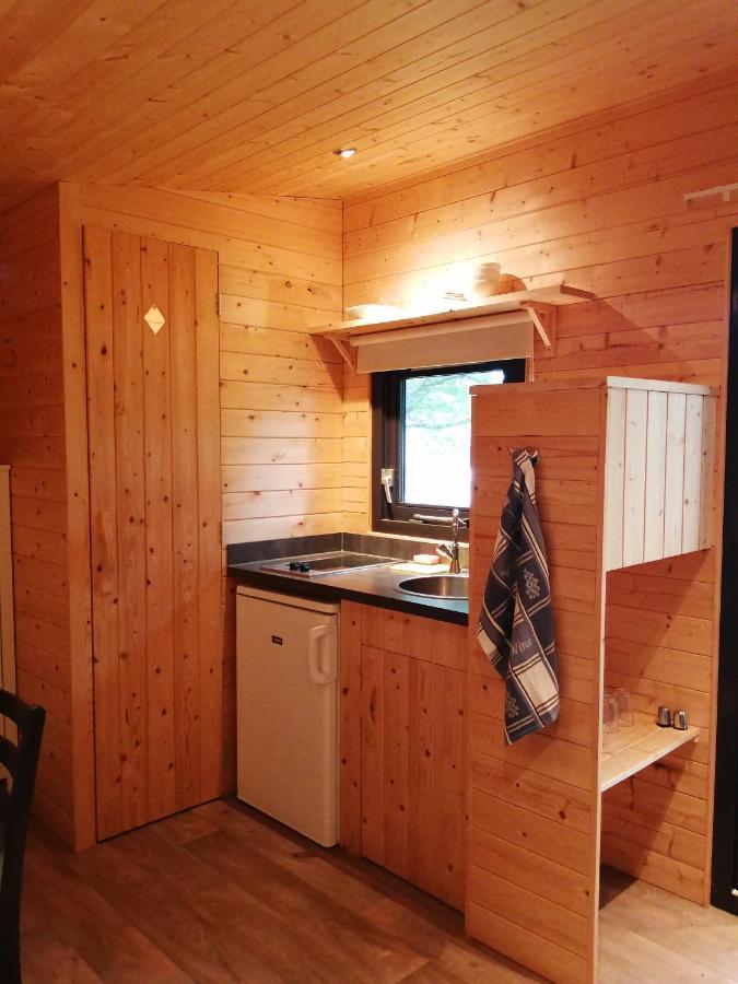 Verblijfpark Ardinam Olloy-sur-Viroin Exterior foto