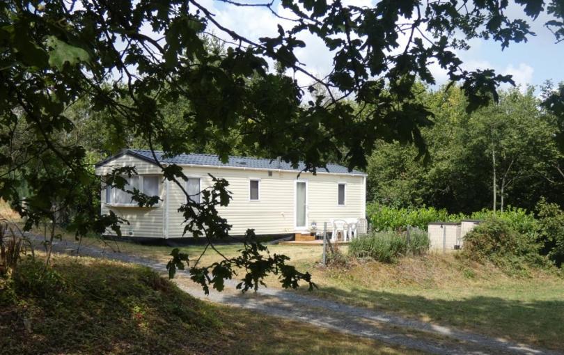 Verblijfpark Ardinam Olloy-sur-Viroin Exterior foto