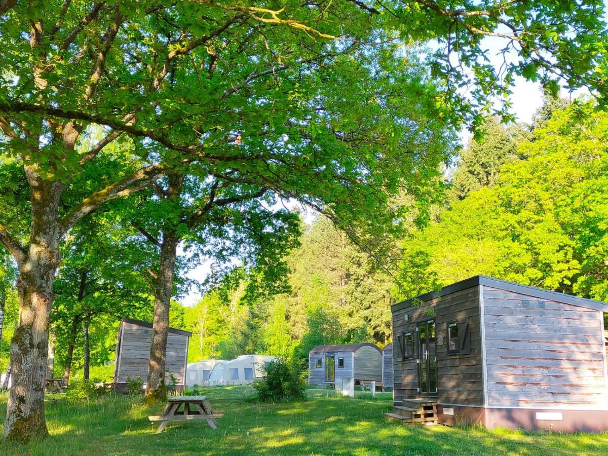 Verblijfpark Ardinam Olloy-sur-Viroin Exterior foto