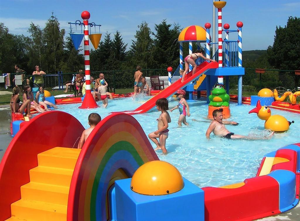 Verblijfpark Ardinam Olloy-sur-Viroin Exterior foto